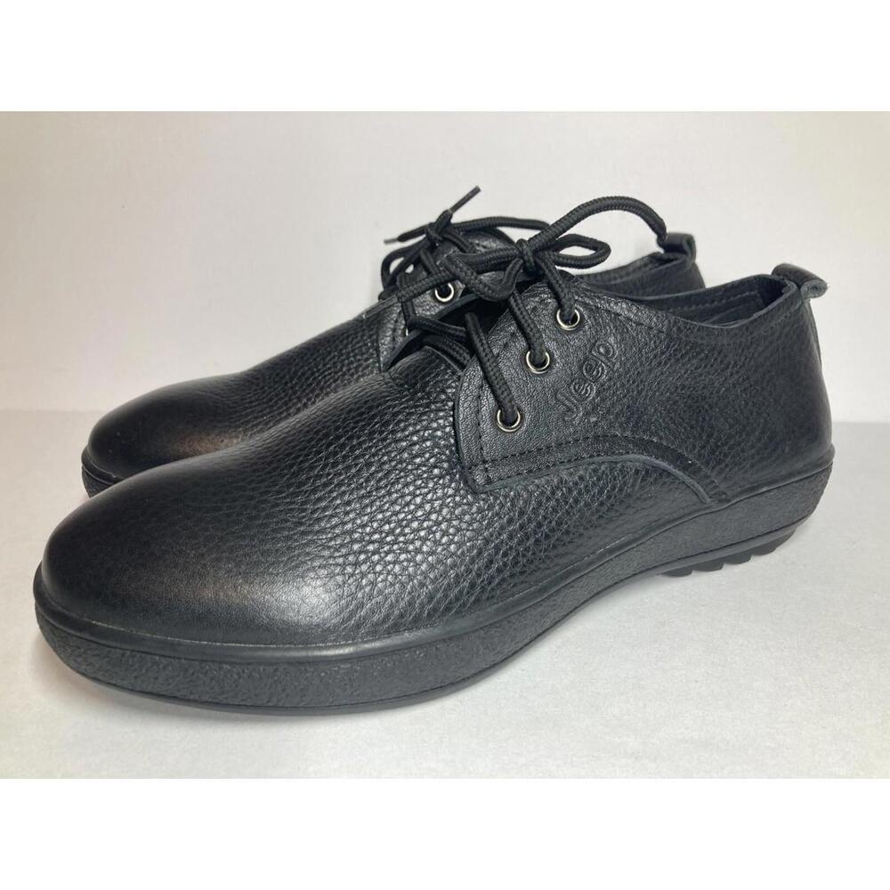 Mens Size 10.5 Barely Worn Black Leather Jeep Shoes Casual Low Top EU Size 44